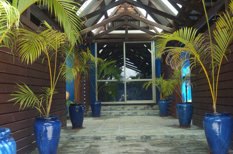 Return To Paradise Resort & Spa Matautu エクステリア 写真